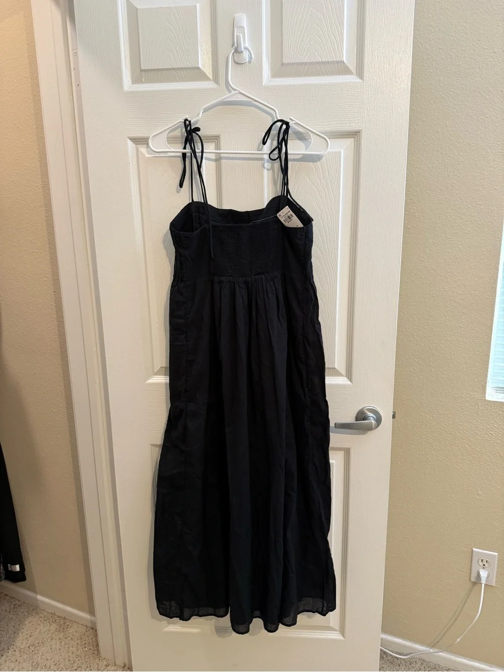 Abercrombie & Fitch Pintuck Flowy Maxi Dress